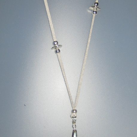 87-114 Penjoll amb ametista, 50 mm diàmetre, antelina gris, fornitures ajustables de metall platejades