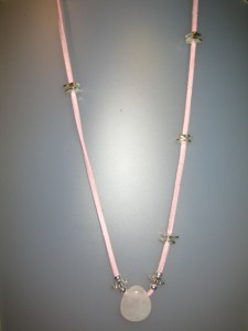 Penjoll de quars rosa, 23x20mm, antelina rosa i fornitures platejade