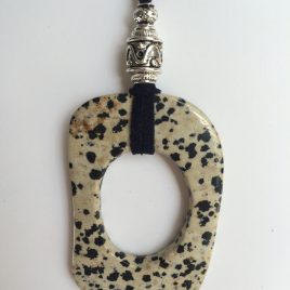 309-315 Dalmatian jasper pendant, 65x40mm black suede and silver trimmings (1)