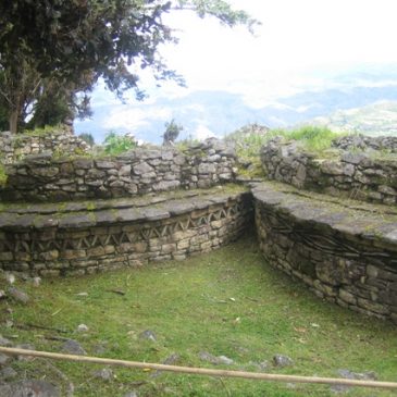 Fortalesa de Kuèlap, estructures circulars