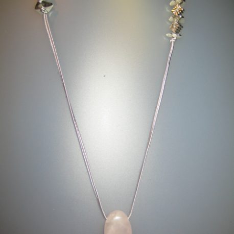 190-1014 Penoll de quars rosa, 22×15 mm, soutage gris i fornitures platejades  Col·lecció Detalls